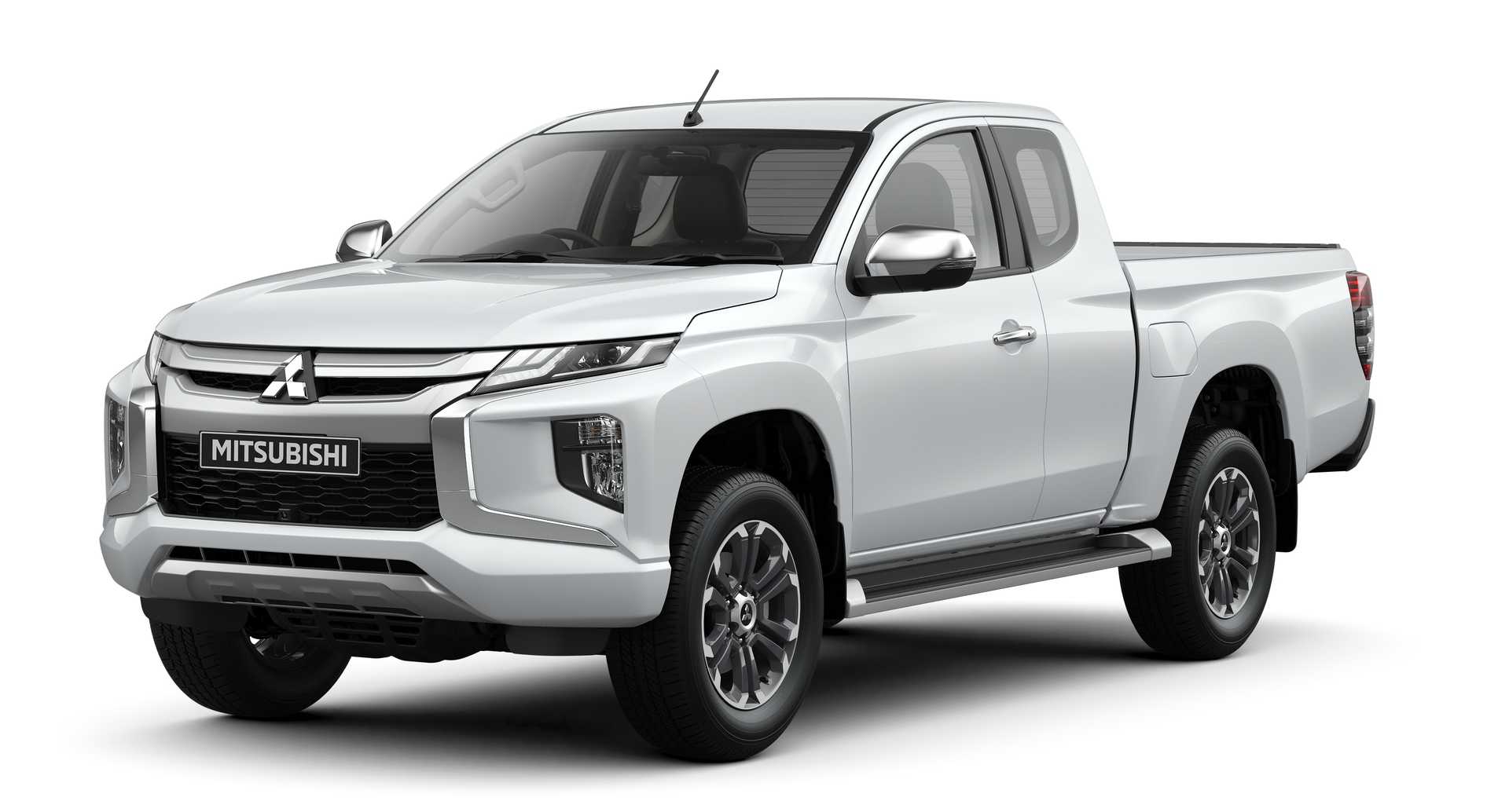 L 200 club cab 2019 montážne body